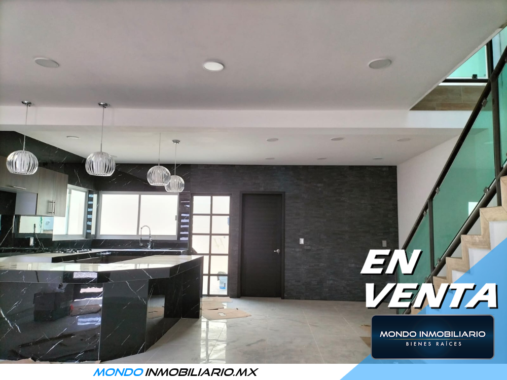 CASA EN VENTA EN LOMAS DEL CRISTO - Mondo Inmobiliario