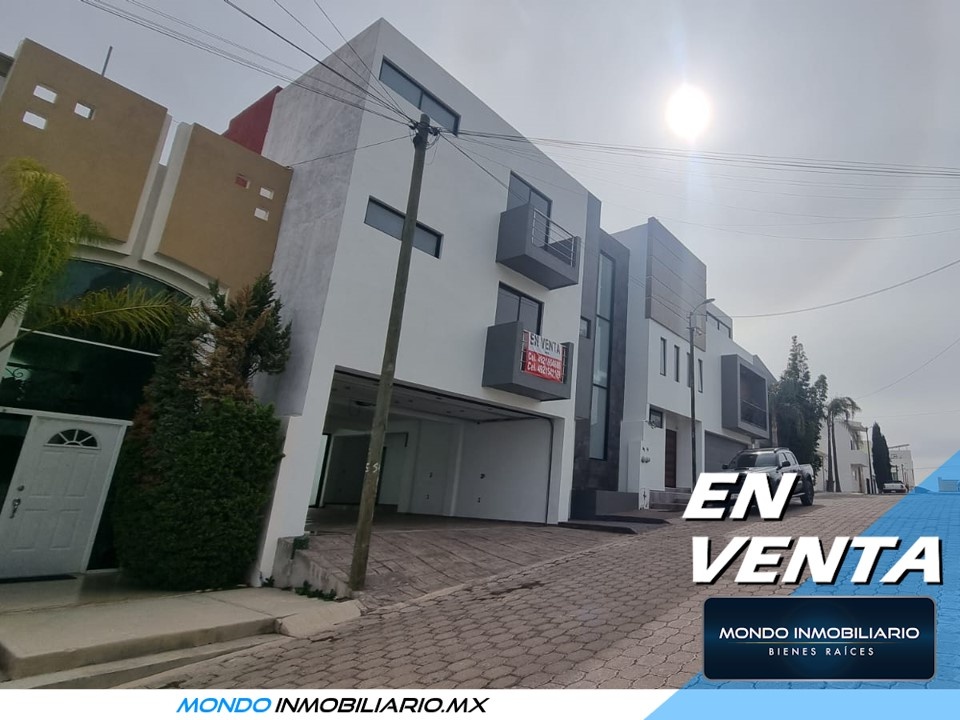 RESIDENCIA EN VENTA LOMAS DE GALICIA, FINOS ACABADOS Y HERMOSA VISTA PANORÁMICA  - Mondo Inmobiliario