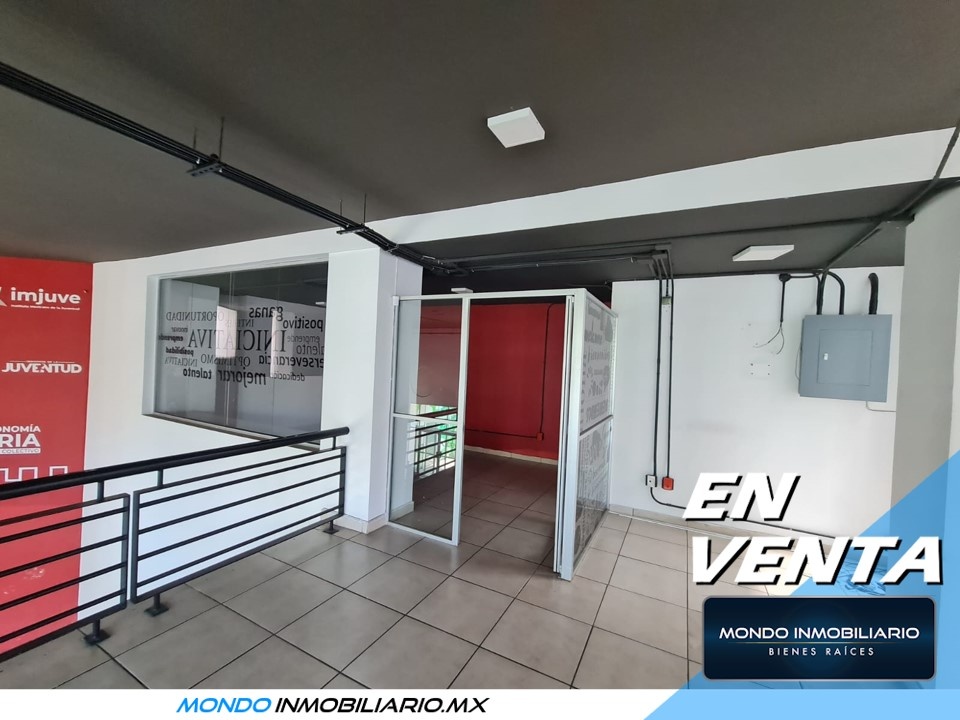 LOCAL COMERCIAL EN RENTA EN AV. UNIVERSIDAD MUY AMPLIO - Mondo Inmobiliario